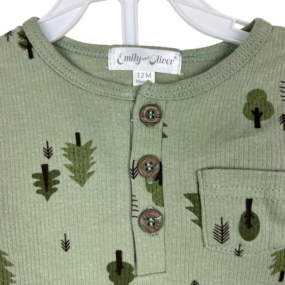 Emily and Oliver 3-Piece Set Bodysuit Pants Hat Wood Tree Forrest Green Size 12M - Picture 3 of 6